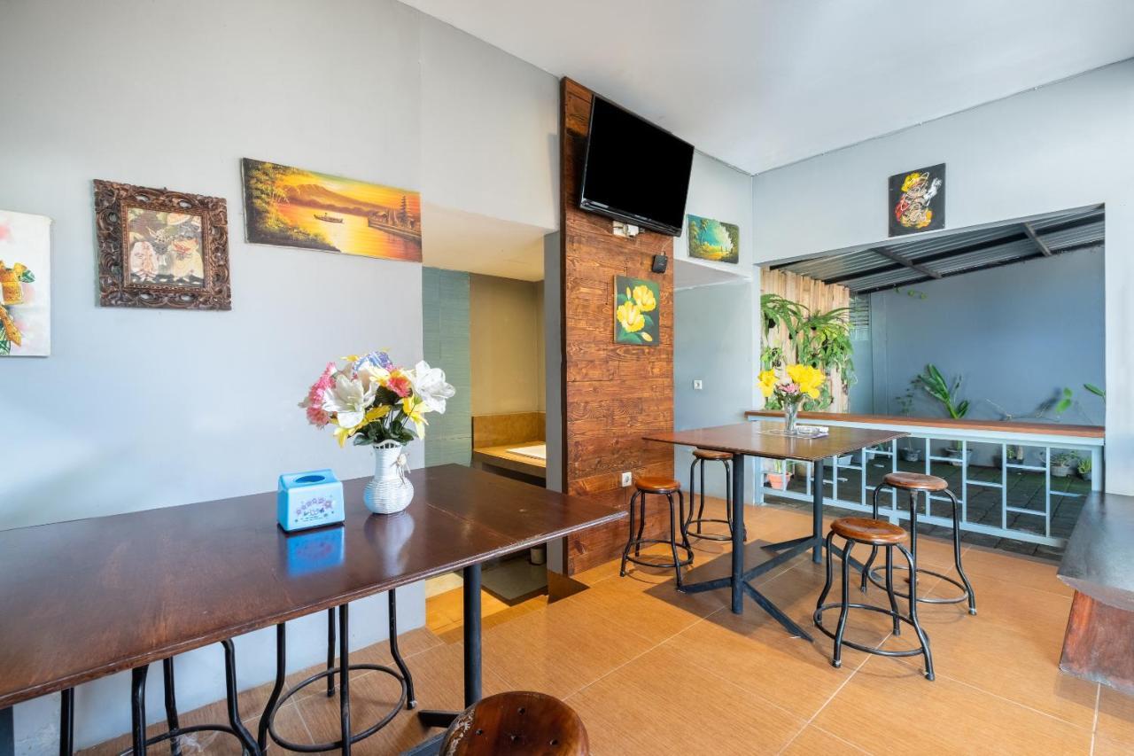 Oyo 3775 Ketut Inn Pesanggaran Ngoại thất bức ảnh